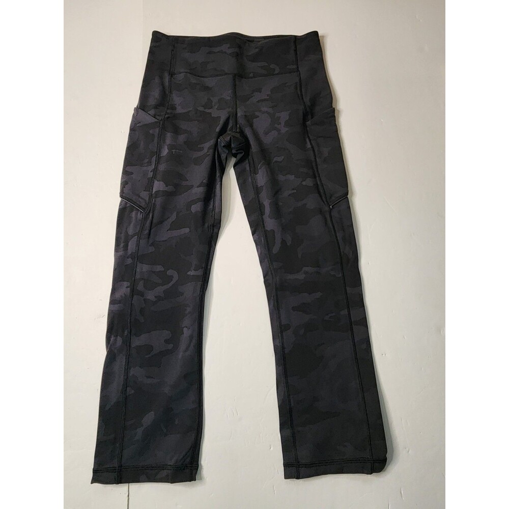 Lululemon Fast And Free Crop Leggings Womens 4 Black Camouflage Cargo Pockets